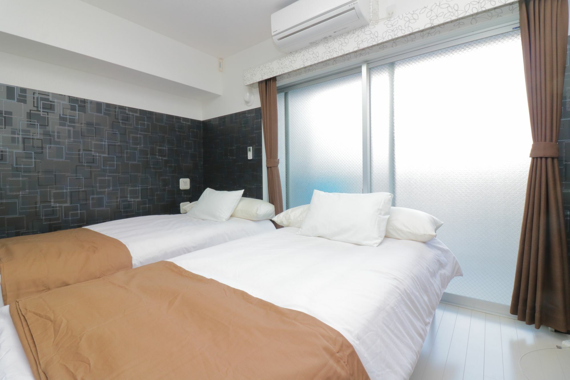 Hg Cozy Hotel No 18 島之内 Осака Экстерьер фото
