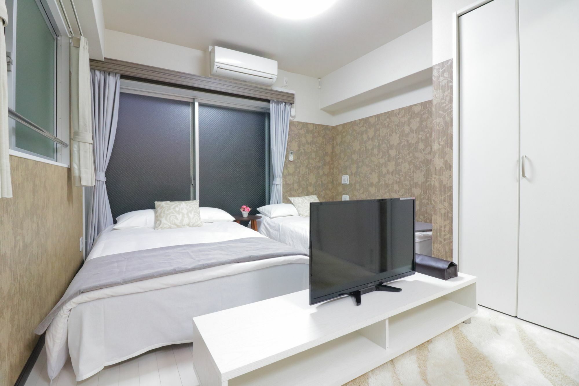 Hg Cozy Hotel No 18 島之内 Осака Экстерьер фото