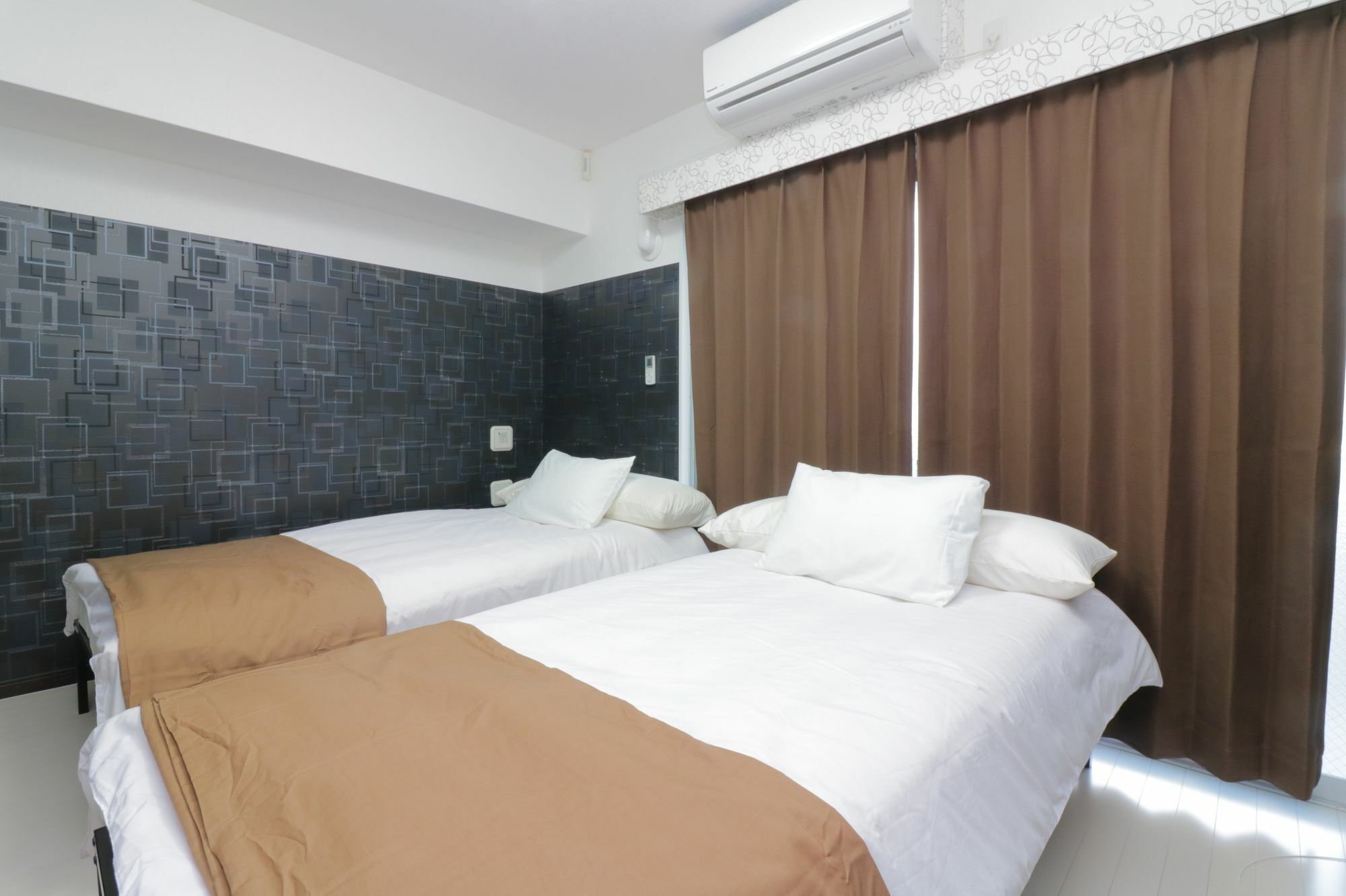 Hg Cozy Hotel No 18 島之内 Осака Экстерьер фото
